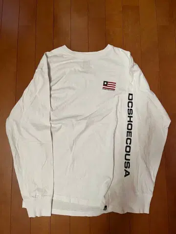 DC 화이트 롱 슬리브 T셔츠 M