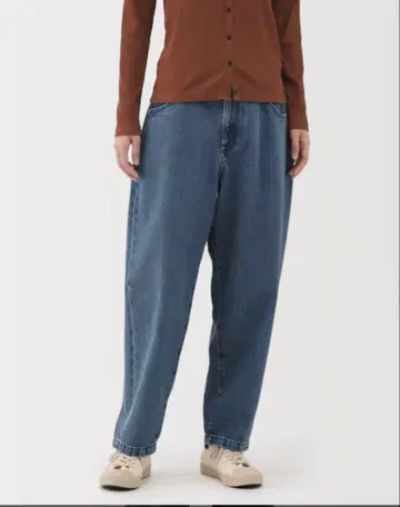 무인양품 나무 열매로 만든 카포크 혼방 데님 배럴 팬츠 라이트 블루 M