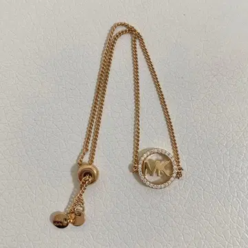 MICHEAL KORS MK 로고 골드 팔찌