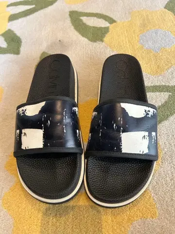 캘빈 클라인 샌들