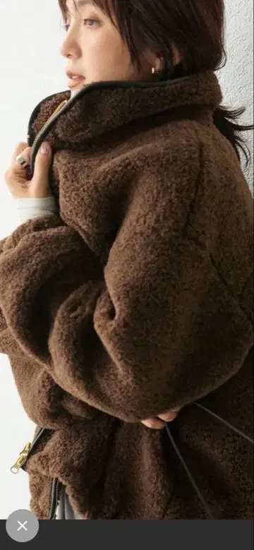 RIVEDROITE 테디 보아 ZIP 코트