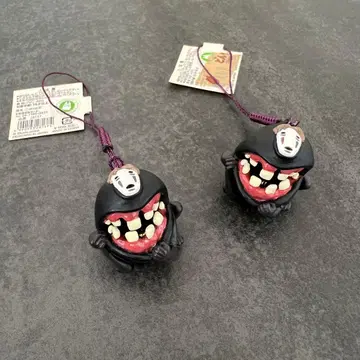 센과 치히로의 행방불명 카라카라 족자 카오나시 변신 2세트