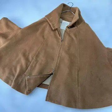 새상품급 BEARDSLEY 비어즐리 카멜 판초 코트