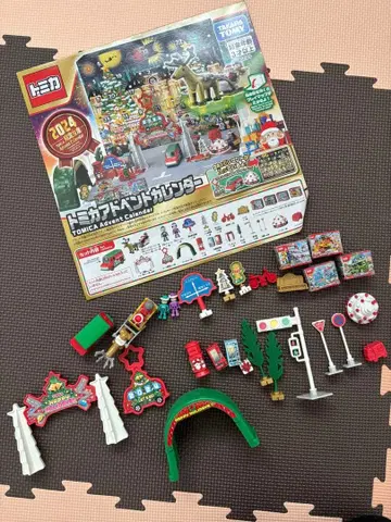 토미카 어드벤트 달력 2024 상자 없음