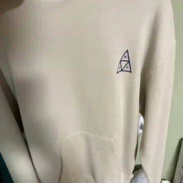 HUF 후드 부착 후드티 베이지