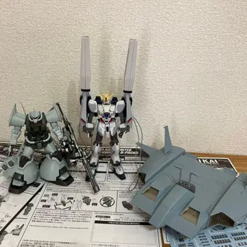 건담베이스 한정판 건담 프라모델 3세트