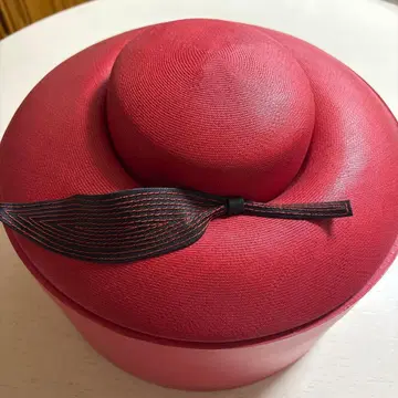 맥시 빨간색 리본 포함 햇