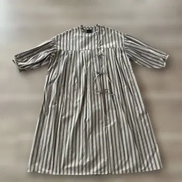 새상품급 tandey 늑대와 올빼미 스트라이프 롱 원피스