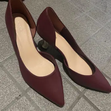 RANDA 버건디 스틸레토 하이힐