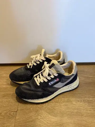 REELWIND 로우컷 스니커즈