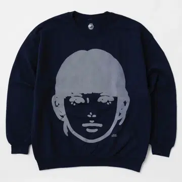 네이비 트레이닝복 얼굴 프린트