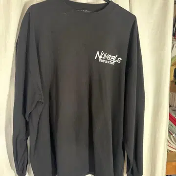 Numerals 블랙 맨투맨 L 사이즈