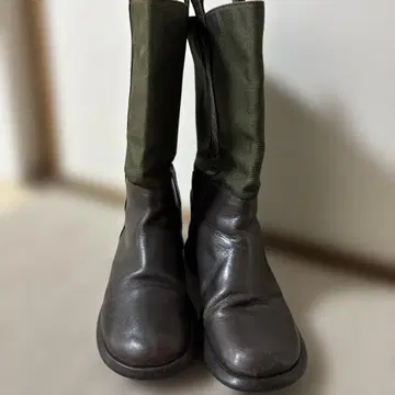 캠퍼 부츠 24.5cm