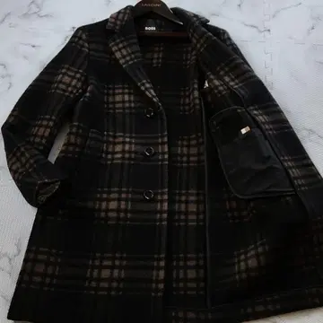 새상품급 현행 택 HUGO BOSS 체스터 코트 멀티 체크 촉감