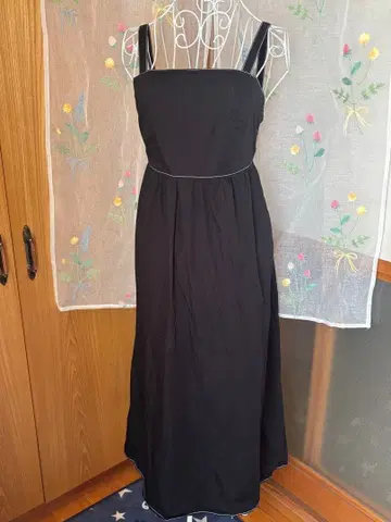 ZARA 자라 블랙 리본 포함 슬리브리스 맥시 드레스 새상품급 XS