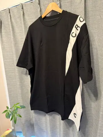 CRONOS 블랙/화이트 반팔 T셔츠 L