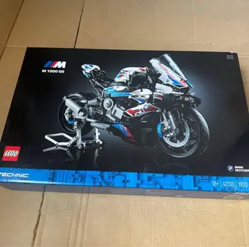 레고(LEGO) 테크닉 BMW M1000 RR 42130