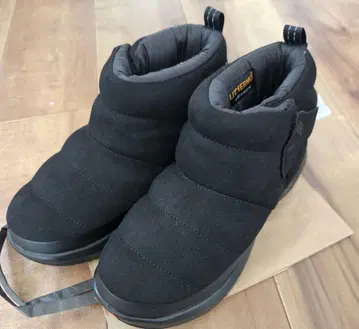 새상품 방한 퀘벡 숏 블랙 워크맨