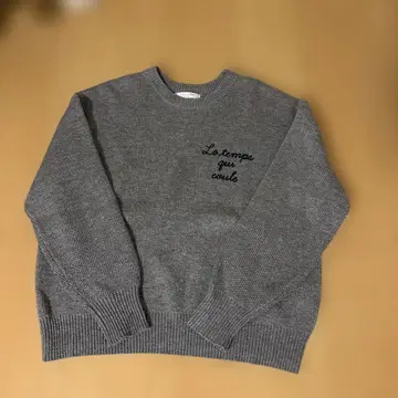 그레이 니트 스웨터 긴팔 자수