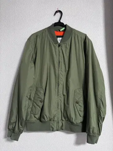 GAP MA-1 스타일 자켓