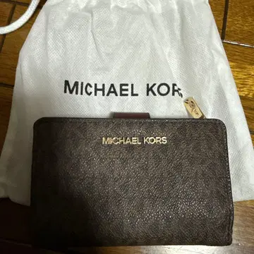MICHAEL KORS 다크 브라운 이단 접이식 지갑