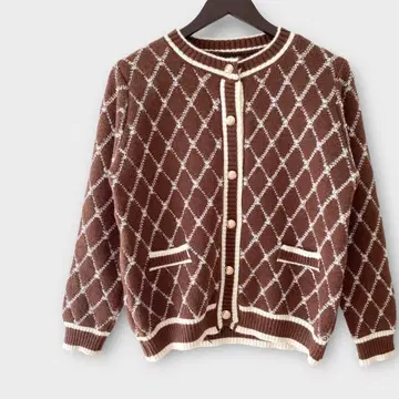 한 점뿐인 손뜨개질 니트 가디건 브라운 화이트 골드 버튼 울 계열