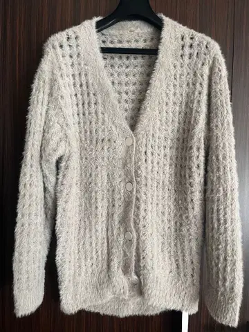 미사용 새상품 릴리 브라운 샤기 니트 가디건