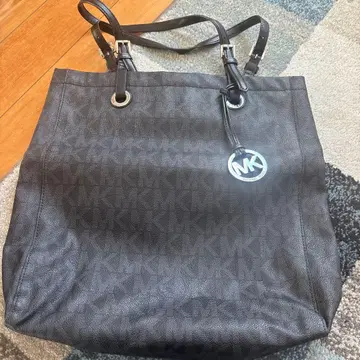 Michael Kors 블랙 토트백