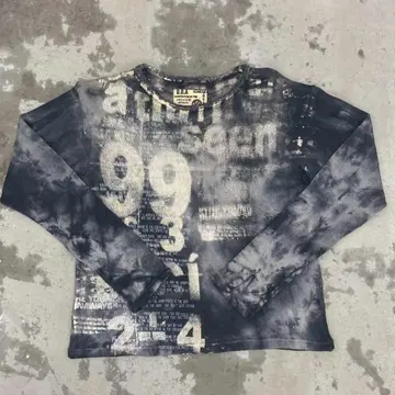 에이치 나오토 니트 헤이세이 갸루 남자 y2k 00s 그런지 기믹