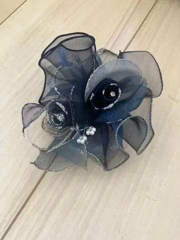 네이비 쉬폰 코사지 비쥬 포함