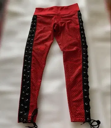 Zumba 빨간색 레이스업 업 팬츠 XS