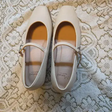 므뉴 아이보리 스트랩 슈즈 24.5cm