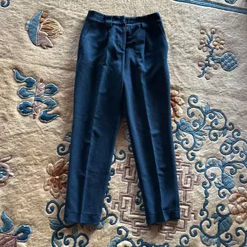 STEFANEL 크레이프 원단 슬랙스 팬츠