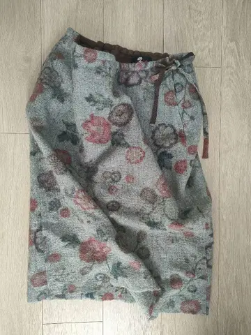 팔라스 팰리스 스커트 울