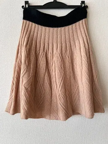 새상품급 MARC BY MARC JACOBS 니트 플레어 스커트 XS