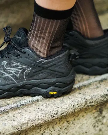 미사용에 가까운 mizuno wave mujin ls gtx 27.5cm