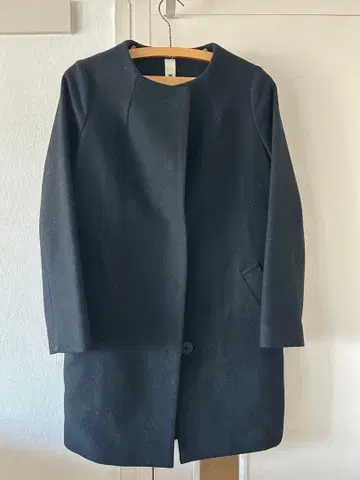 ebony ivory 블랙 노카라 롱 코트