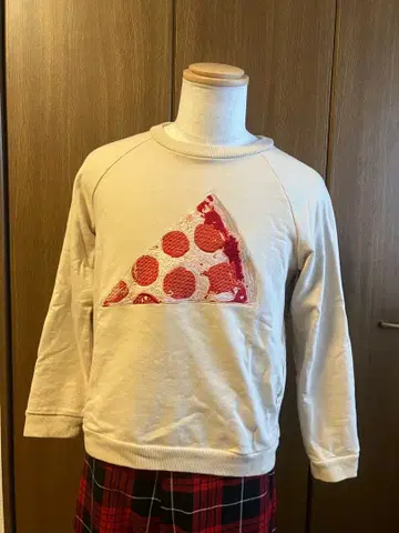 무민네무 착용 피자 자수 맨투맨