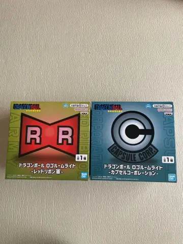 드래곤볼 로고 룸 라이트 레드 리본군 캡슐 코퍼레이션