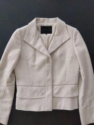 UNTITLED 아이보리 테일러드 자켓 L 사이즈