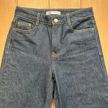 ZARA TRF 와이드 레그 미드 라이즈 청바지 EU 36