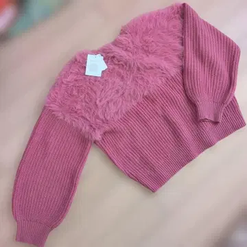 택 포함 새상품 PetitFleur 핑크 긴팔 니트 퍼 스웨터