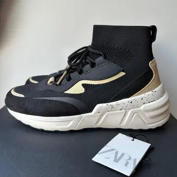 [ 미사용 새상품 ] ZARA 대비 삭스 스니커즈 블랙 23.5