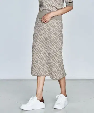더블 자카드 니트 스커트