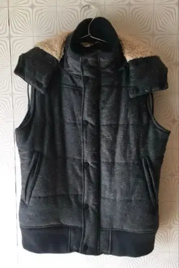 [ UNION CRAFT ] 남성용 충전솜 베스트 (후드 부착)