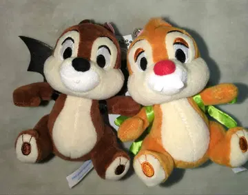 도쿄 디즈니 리조트 칩과 데일 인형 배지 할로윈