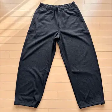 UNIQLOU 브러쉬드 맨투맨 와이드 팬츠 DARKGRAY M 사이즈