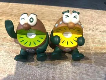 Zespri 키위 캐릭터 피규어 2체 세트