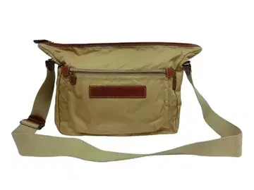 페리지 숄더백 Felisi 나일론 소재 베이지