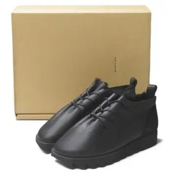 헨더 스킴 무스탕 신발